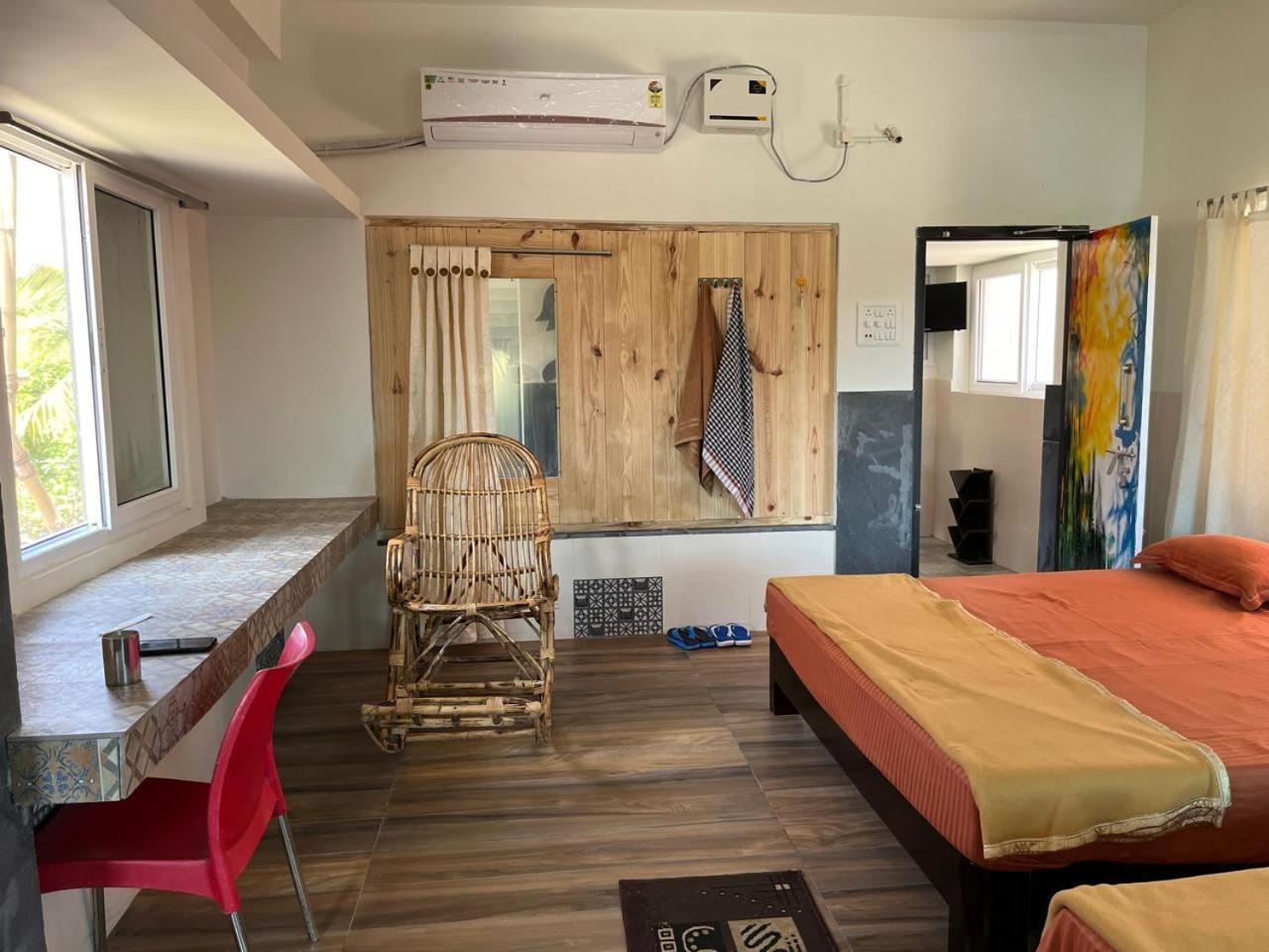 Nirman 5 Minutes Walk To Homestay Puri